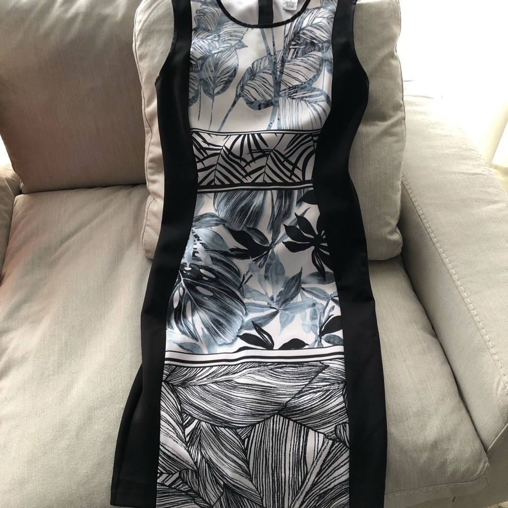 Black multi slim fit dress